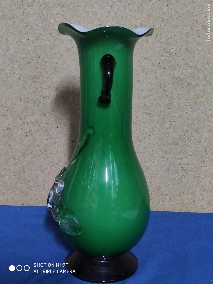 Vintage: jarron florero de opalina verde - Foto 4