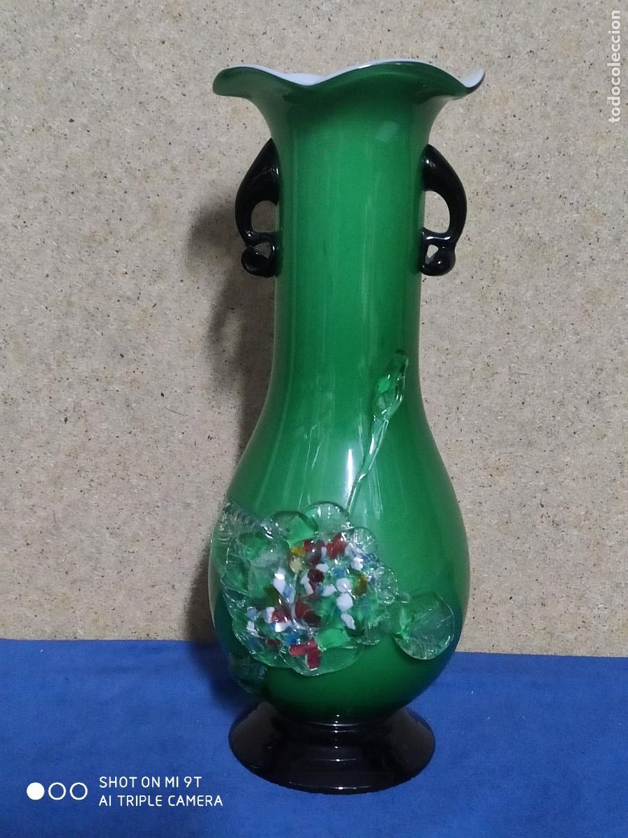 Vintage: jarron florero de opalina verde - Foto 1