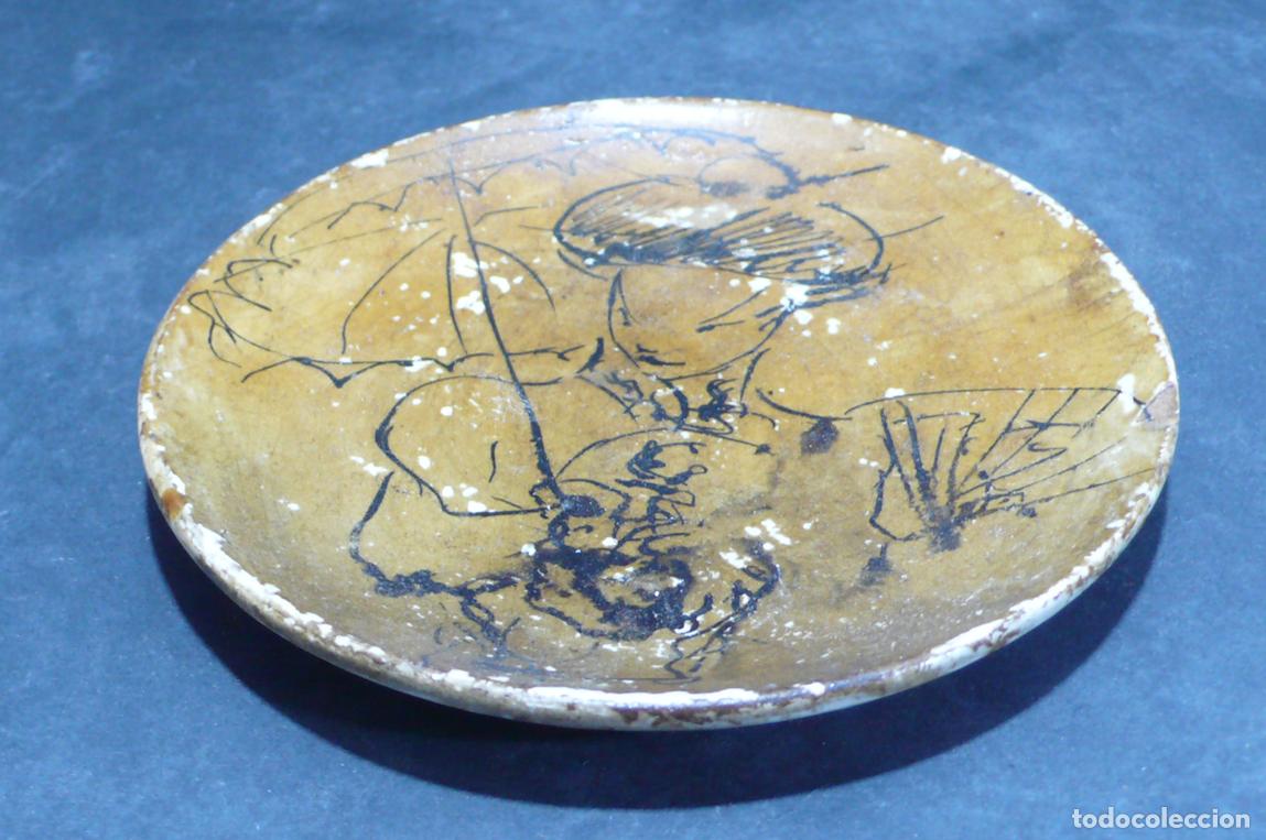 Vintage: PEQUE&Ntilde;O PLATO PINTADO - Foto 2