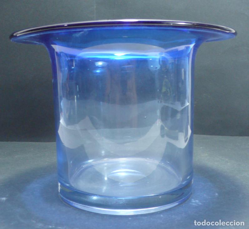 Vintage: JARRON DE CRISTAL AZUL - Foto 2