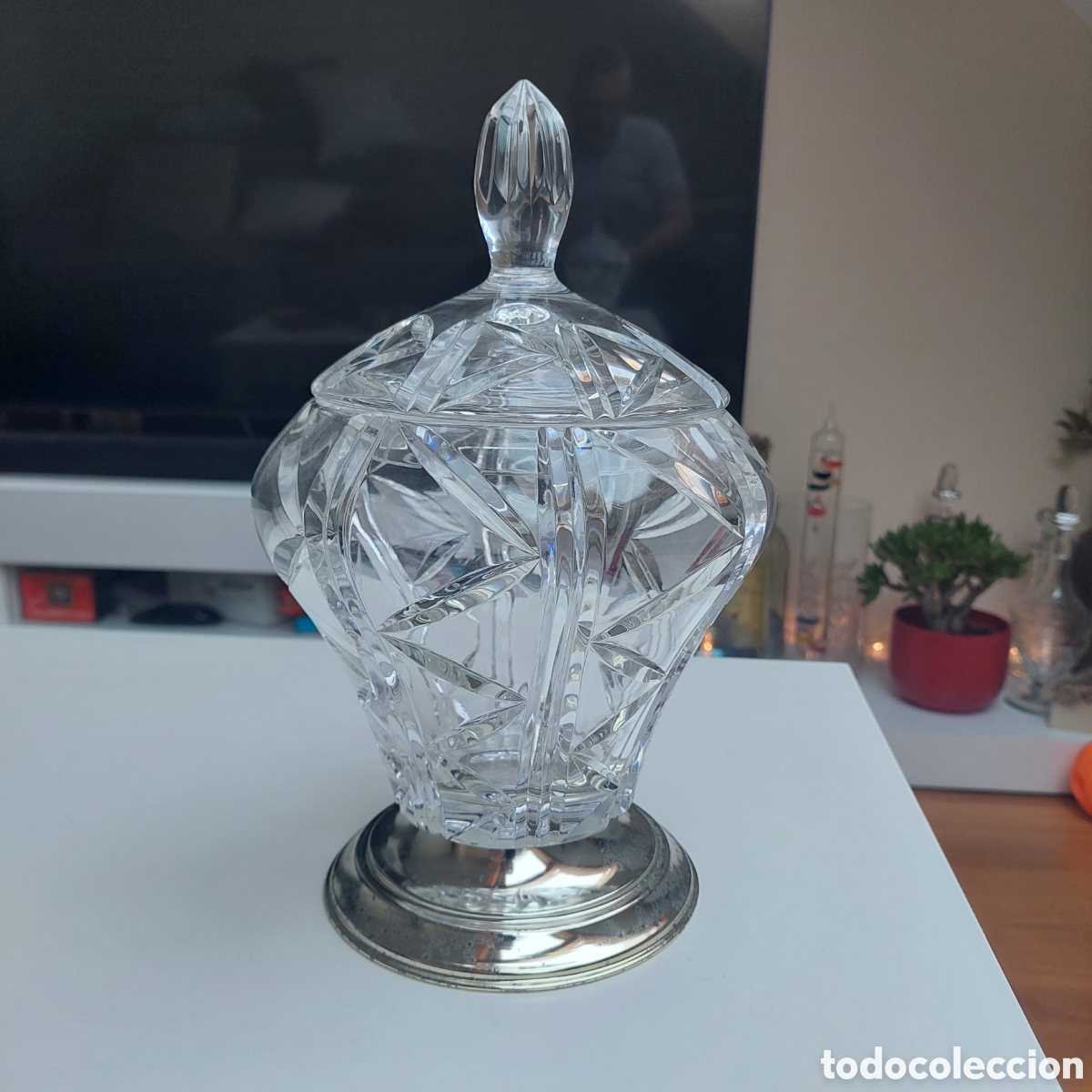 Vintage: Tarro de cristal tallado - Foto 1