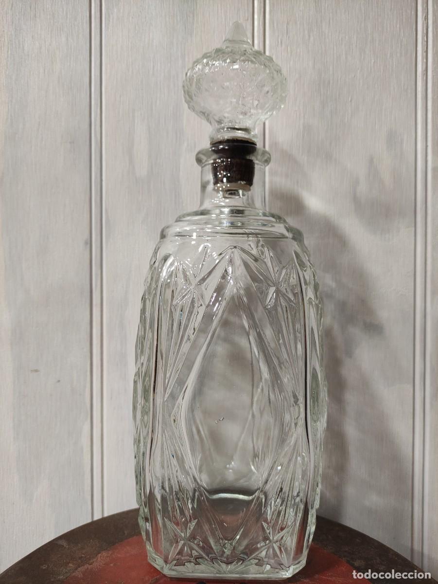Vintage: Botella de cristal tallado - Foto 2