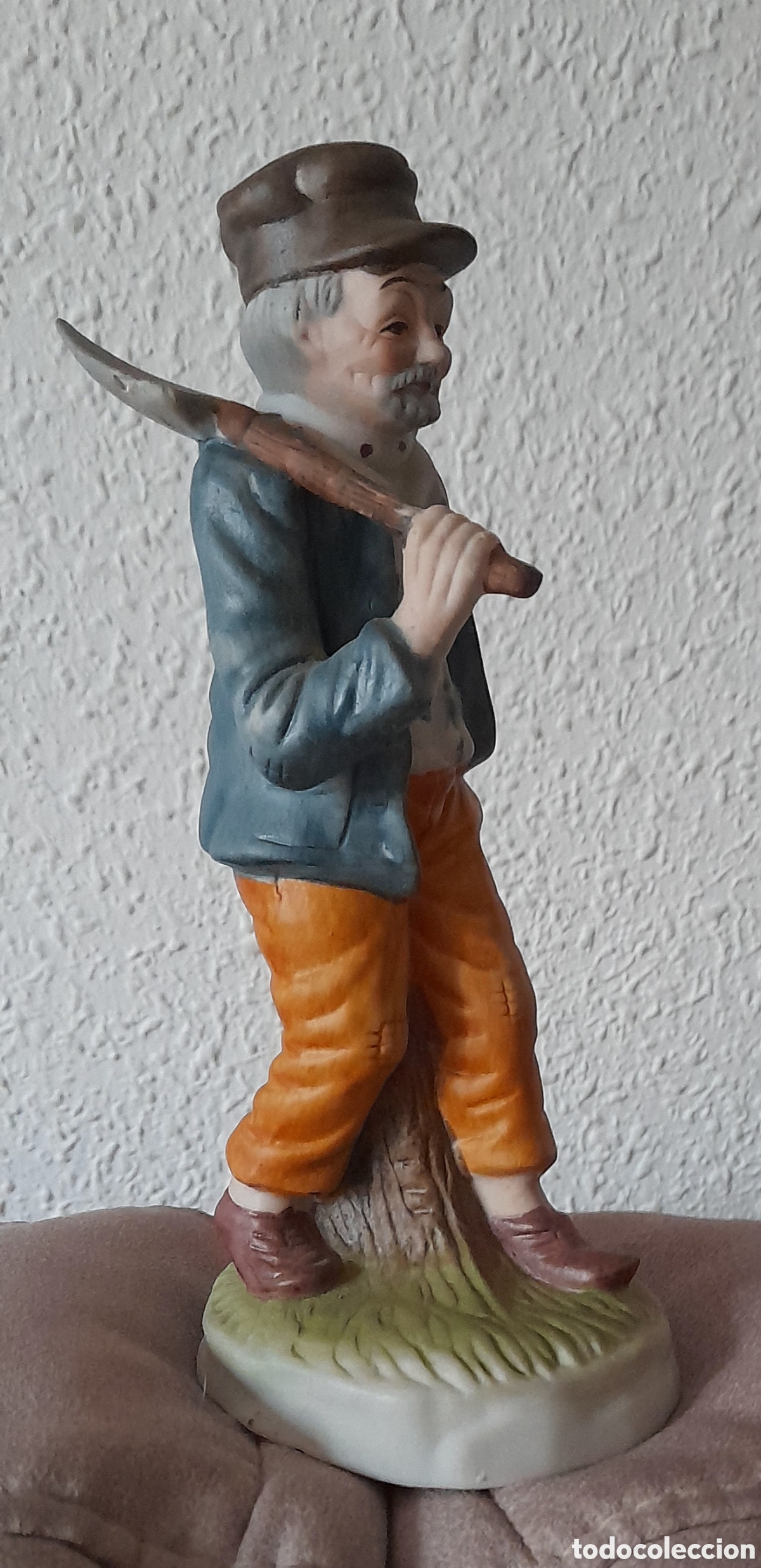 Vintage: Figura le&ntilde;ador biscuit - Foto 4