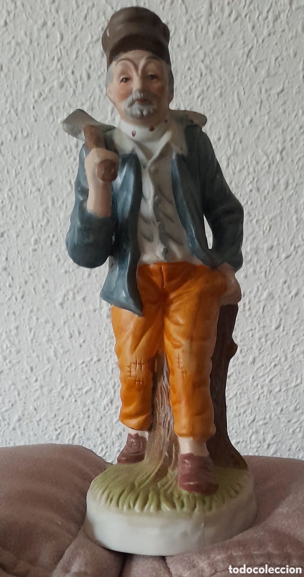 Vintage: Figura le&ntilde;ador biscuit - Foto 1