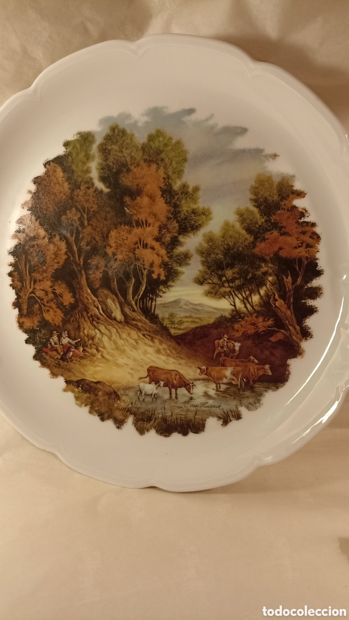 Vintage: Un Gran Plato Decorativo Porcelana Aloya - Escena Rural de J.C. van Hunnik - Espa&ntilde;a