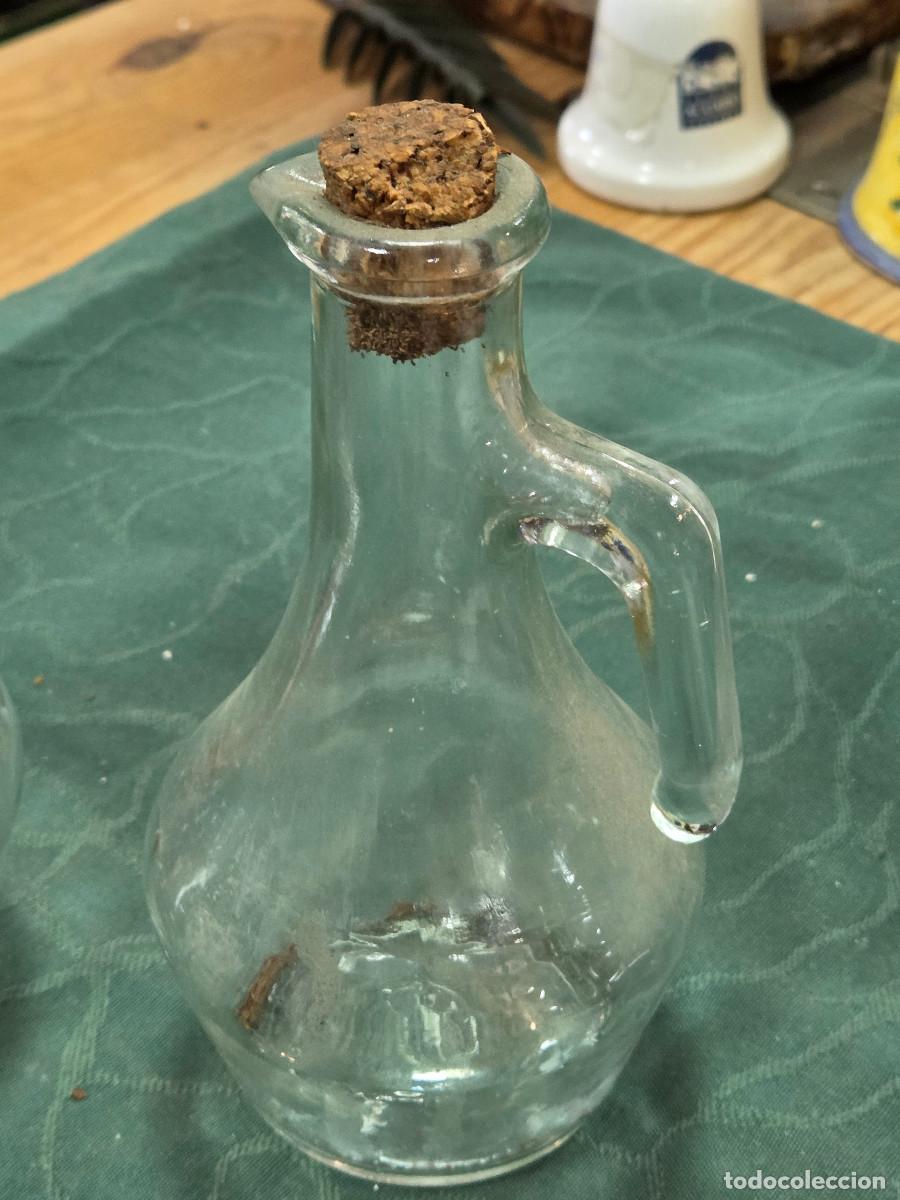 Vintage: aceitera y vinagrera de cristal - Foto 2