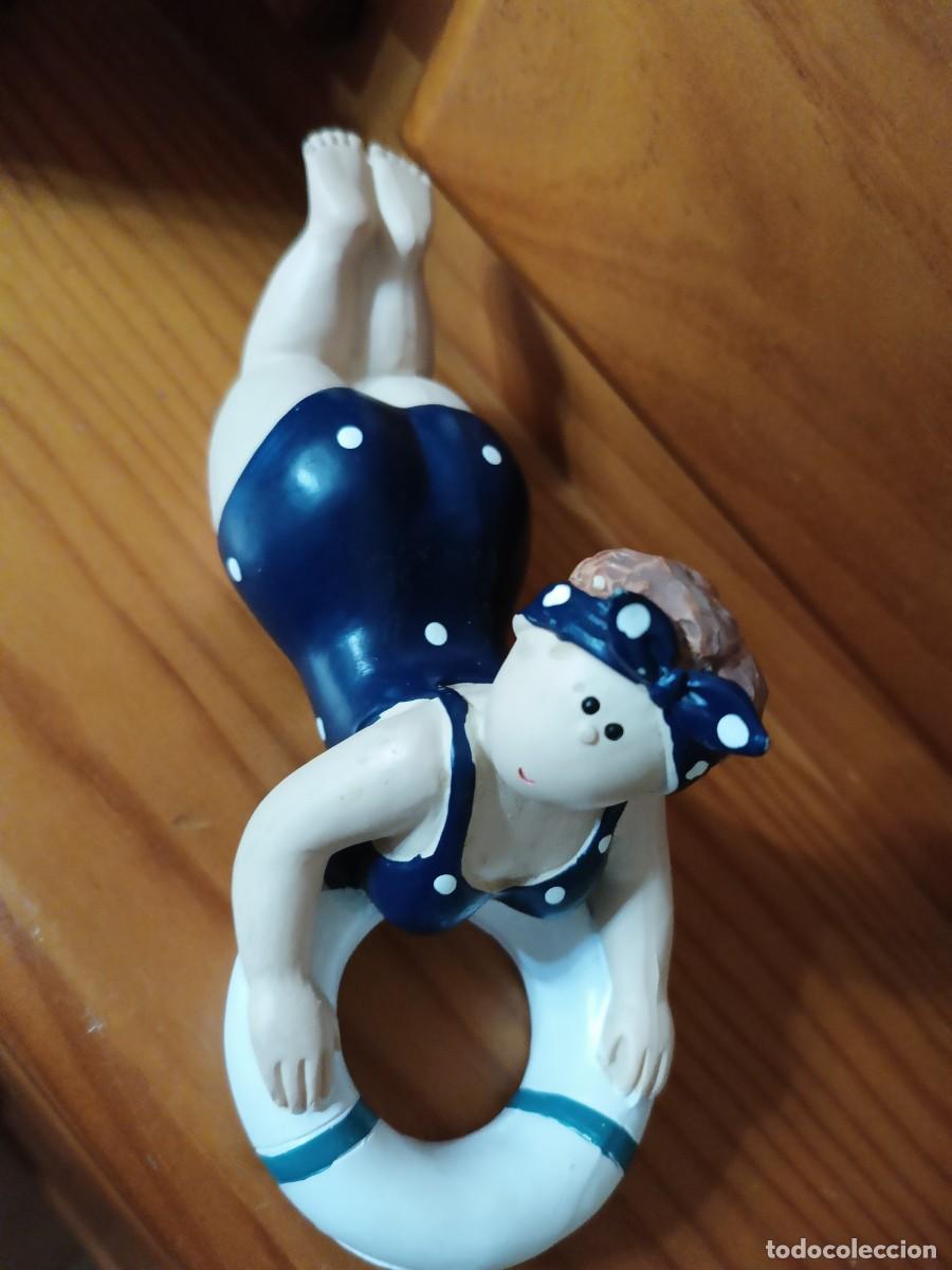 Vintage: Se&ntilde;ora con flotador. - Foto 2