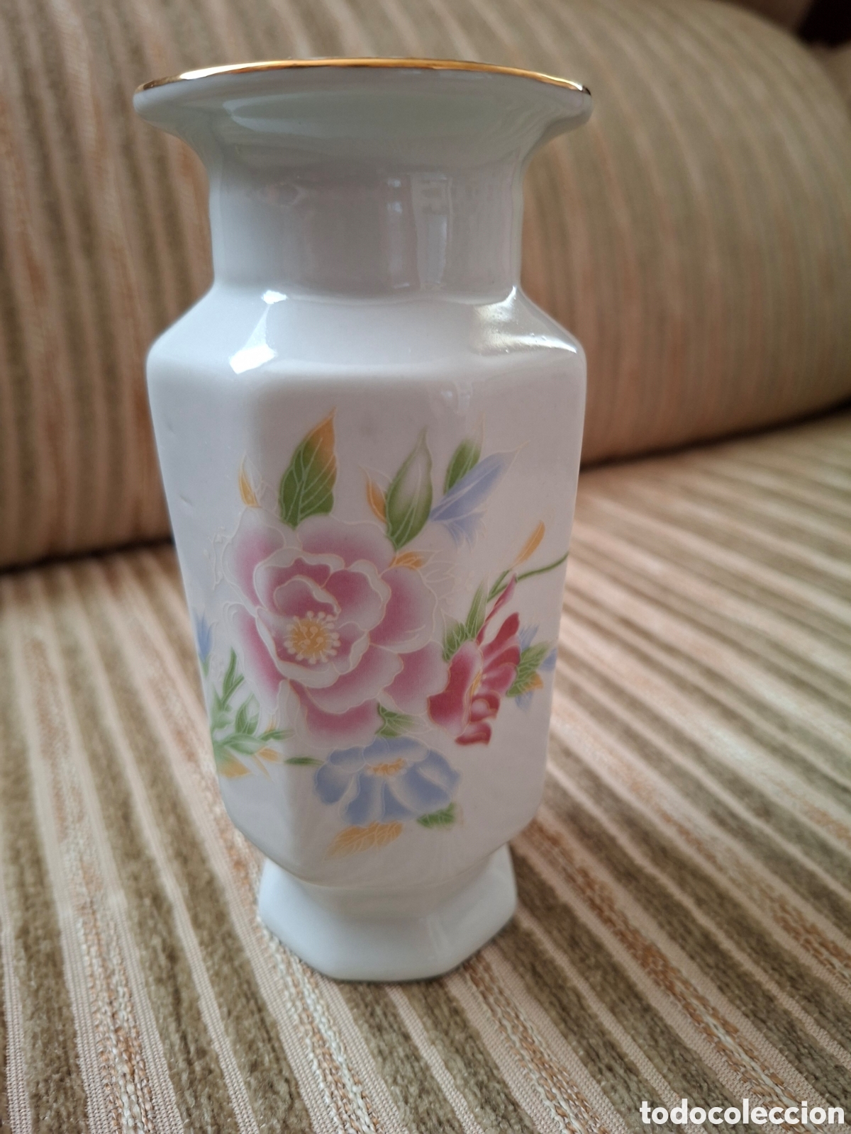 Vintage: JARRON PORCELANA (15 ctms.)