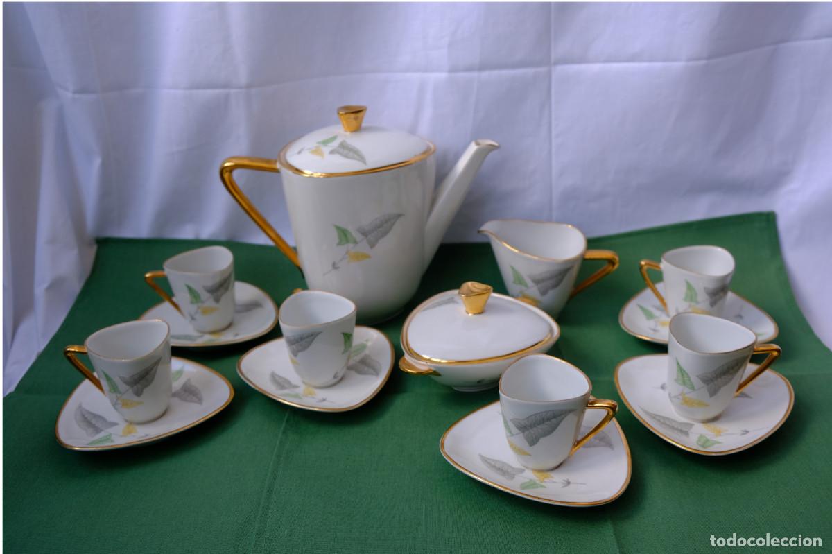 Vintage: Juego de caf&eacute; C.P.Limoges, 6 servicios, dise&ntilde;o peculiar triangular.