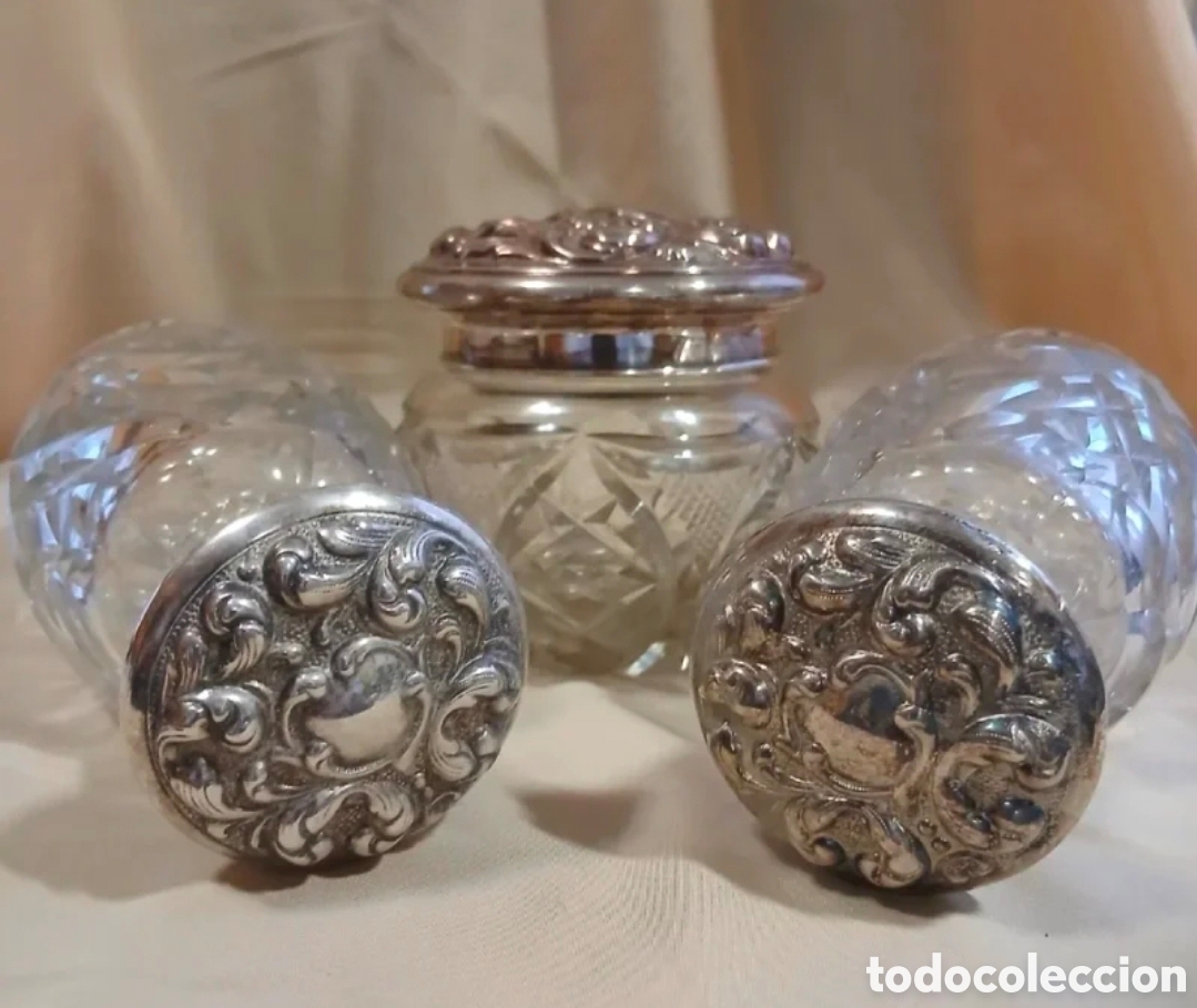 Vintage: Conjunto de Tocador Cristal Tallado Tapa plateada