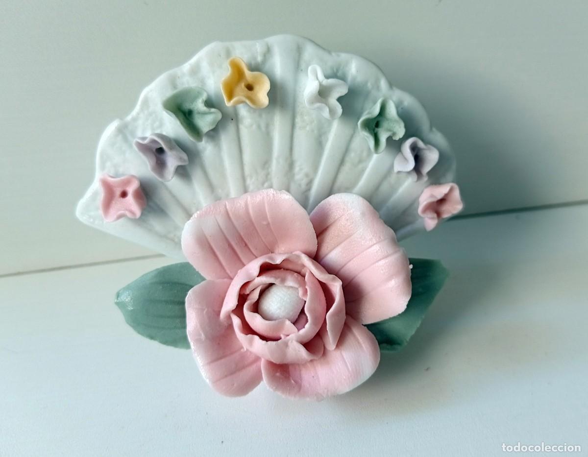 Vintage: FIGURA VINTAGE DE CER&Aacute;MICA PARA ADORNO: ABANICO CON FLOR