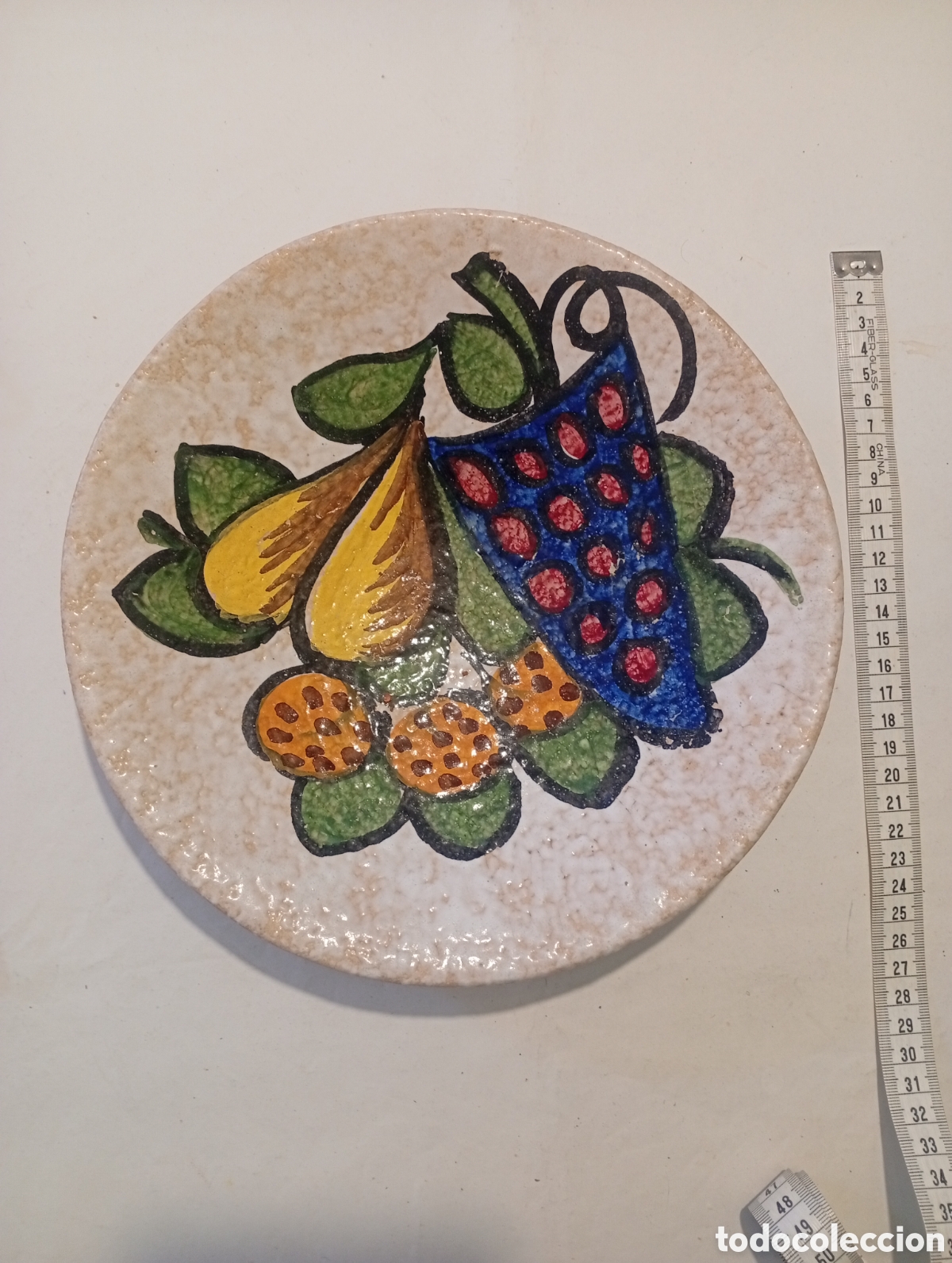 Vintage: Plato de cer&aacute;mica con temas frutales
