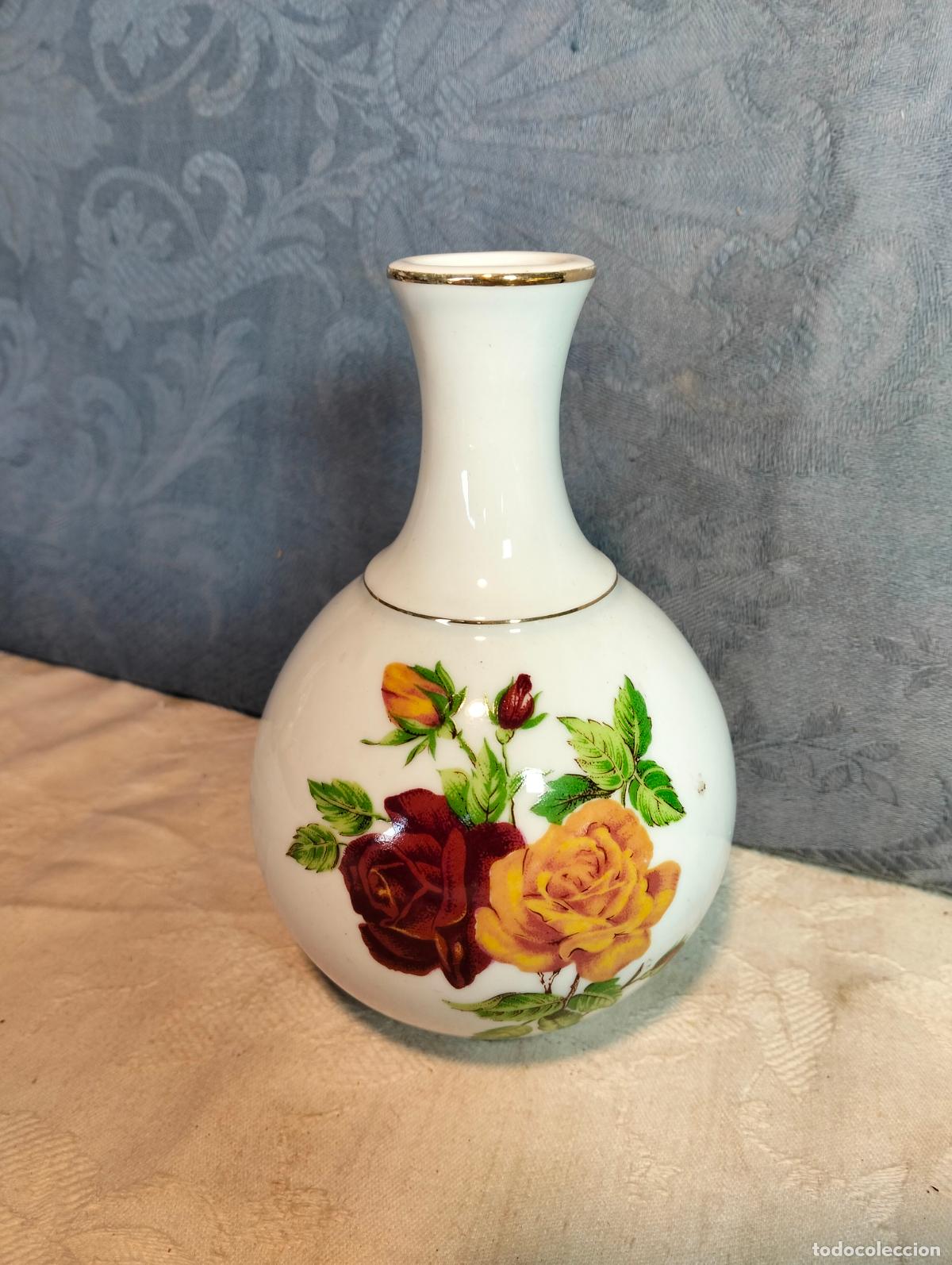 Vintage: Jarr&oacute;n florero porcelana cer&aacute;mica blanca con rosas rojo amarillo y borde dorado vintage a&ntilde;os 60-70