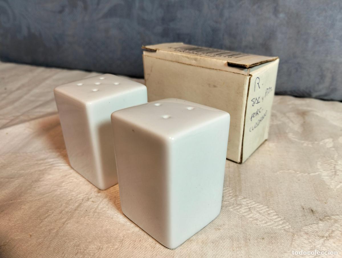 Vintage: Salero y pimentero cuadrados porcelana blanca rectangulares con caja original vintage a&ntilde;os 60-70