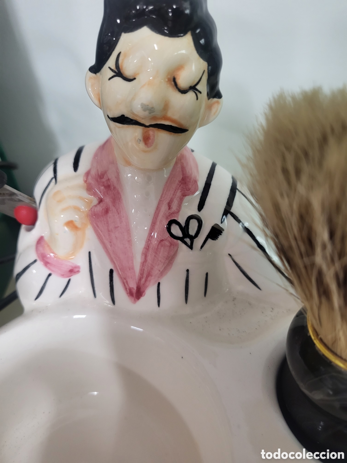 Vintage: Figura de porcelana barberia