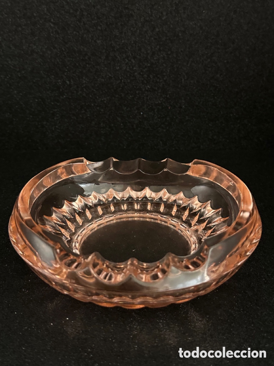 Vintage: Cenicero vintage rosado