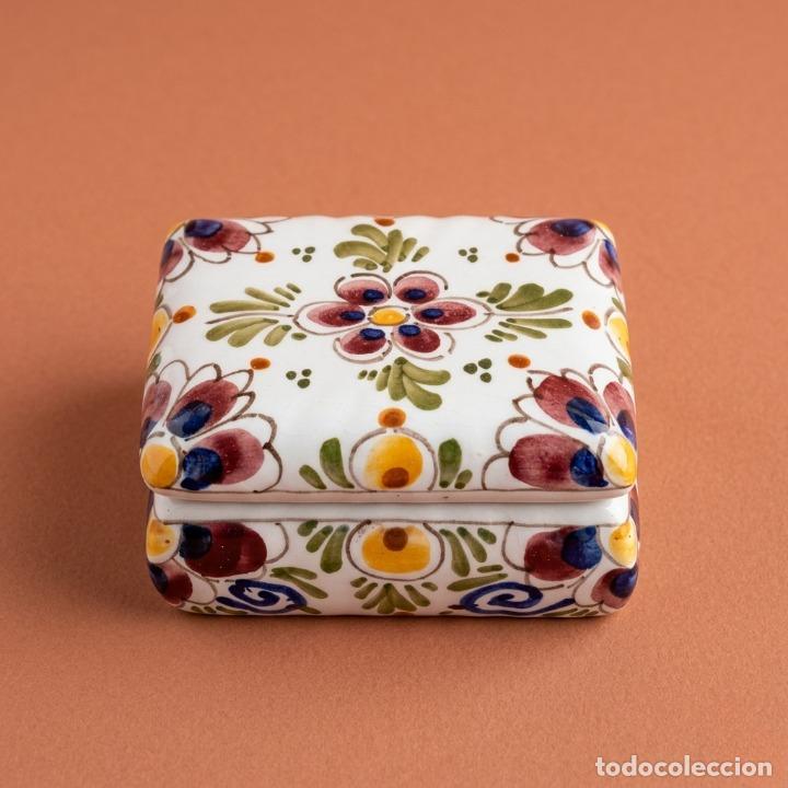 Vintage: Cajita Joyero Cer&aacute;mica DELFT Polychrome - Holanda - A&ntilde;os 60