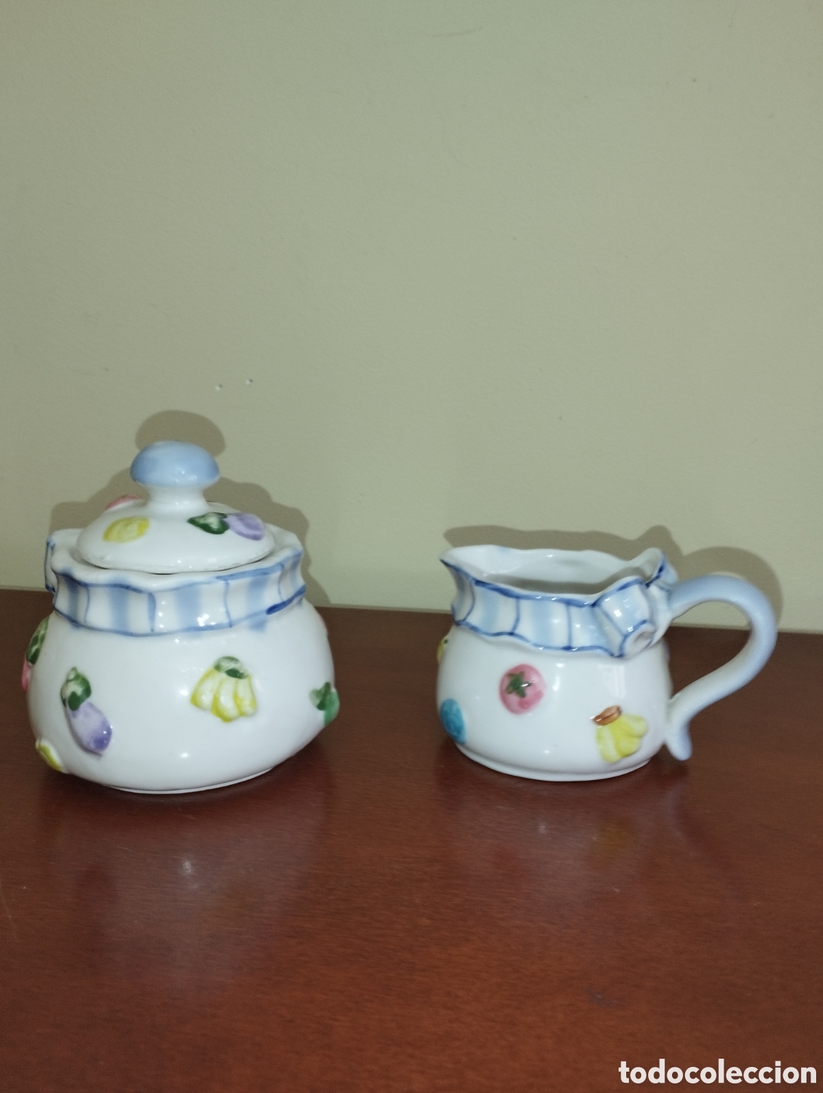 Vintage: Jarra y azucarero de cer&aacute;mica sin usar