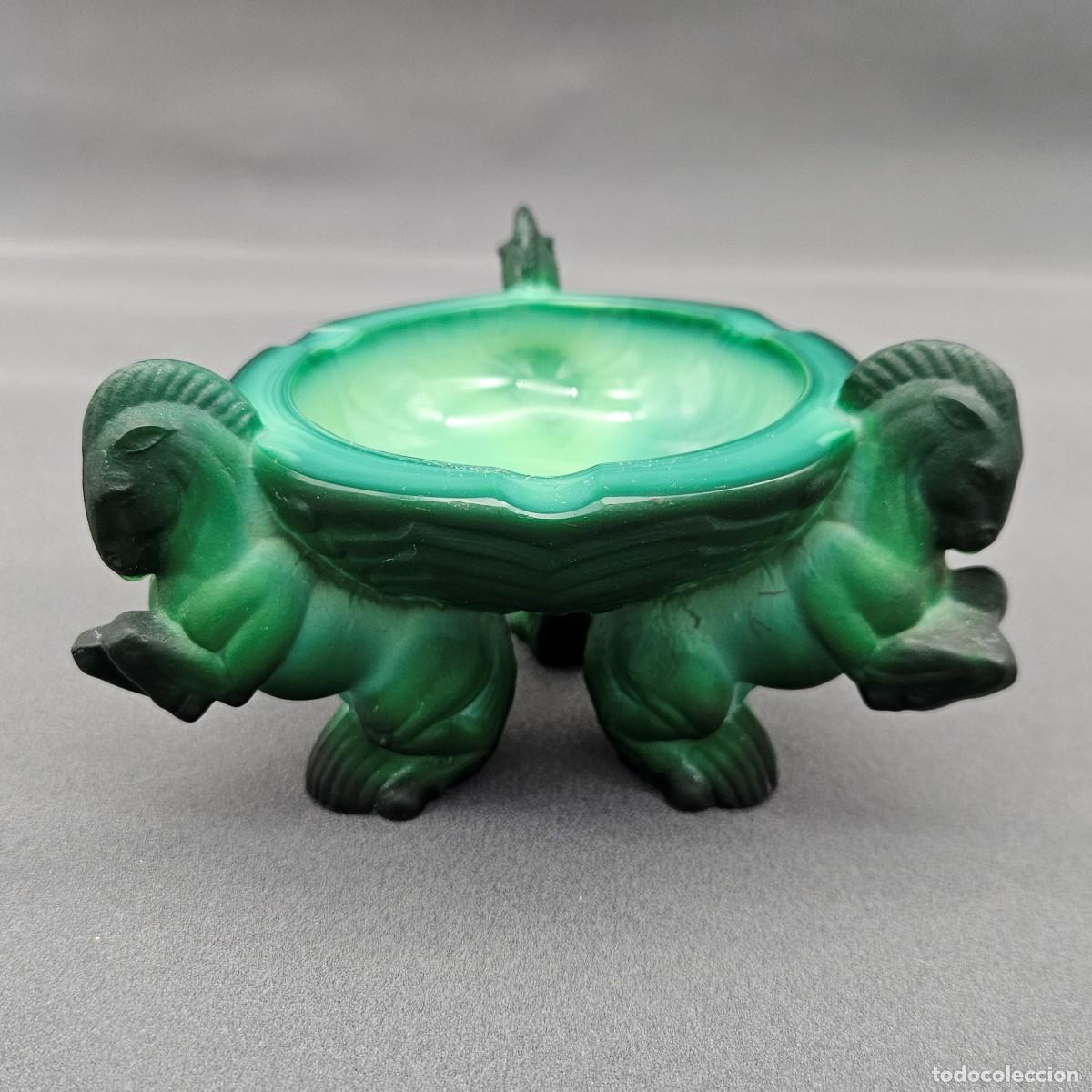 Vintage: Cenicero art deco de cristal malaquita de Arthur Pleva para Curt Schlevogt. 1930 - 1935