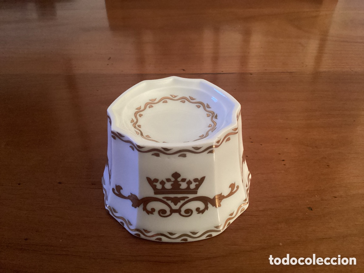 Vintage: Salero de pellizco, de Conventual Porcelanas, Portugal modelo : &ldquo; Renacimiento Franc&eacute;s&rdquo; .