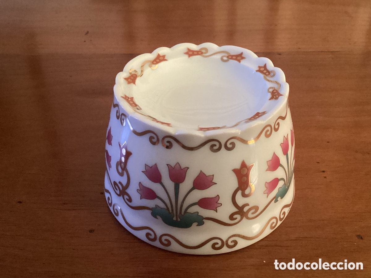 Vintage: Salero de pellizco, de Conventual Porcelanas, Portugal modelo&rdquo; &ldquo; Renacimiento Italiano&rdquo; .