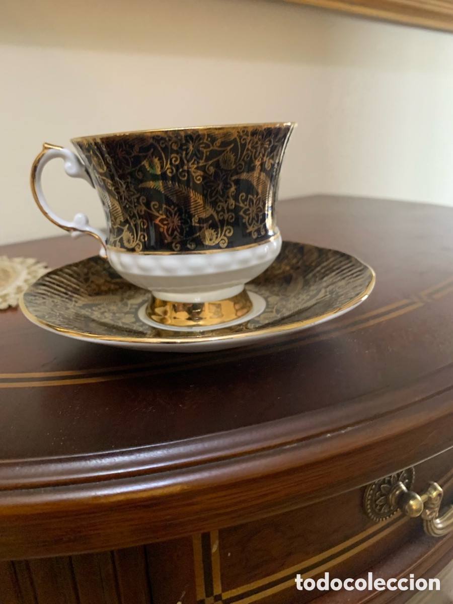 Vintage: Taza de porcelana inglesa Elizabethan Sovereign &ndash; Negro y dorado