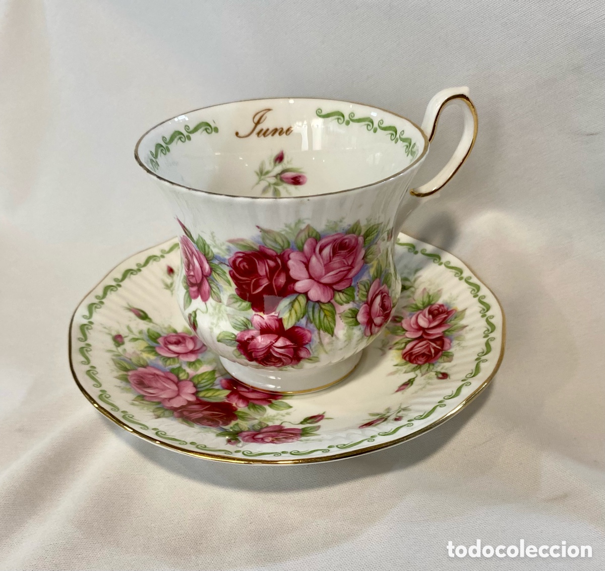 Vintage: Taza de coleccion Junio de porcelana inglesa Flores del Mes