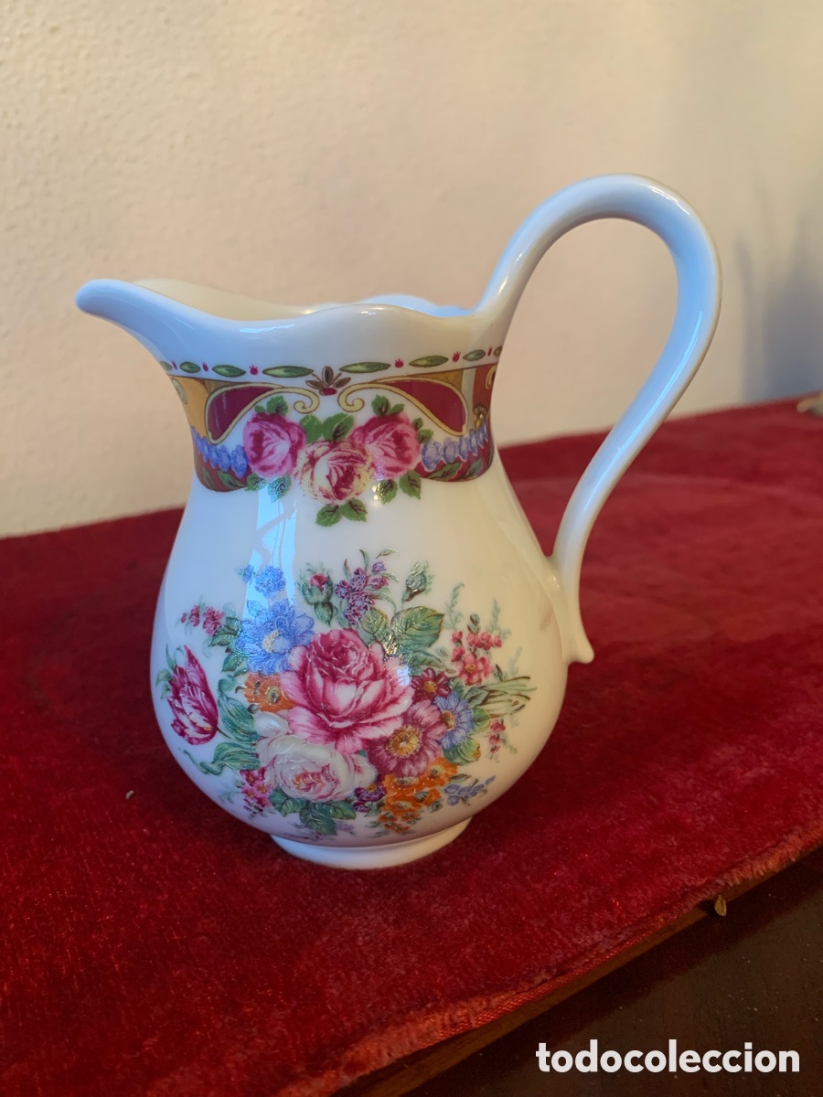 Vintage: Jarra lechera de porcelana