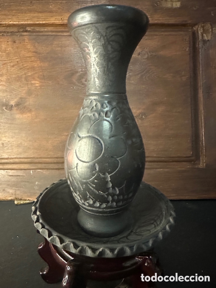 Vintage: Jarr&oacute;n barro negro con base