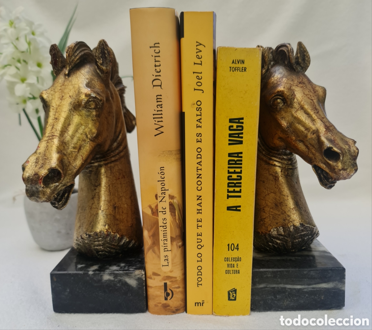 Vintage: Sujetalibros Vintage Caballos Dorados con Base M&aacute;rmol &ndash; Pareja Decorativa