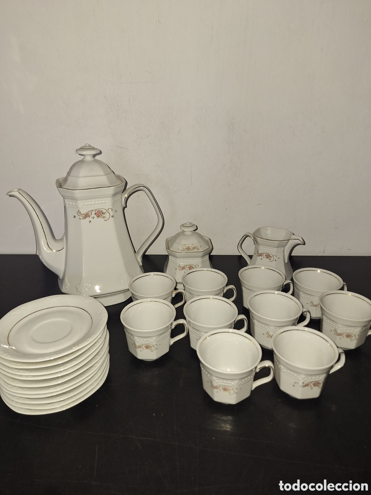 Vintage: Conjunto de cafe blanco de 23 piezas