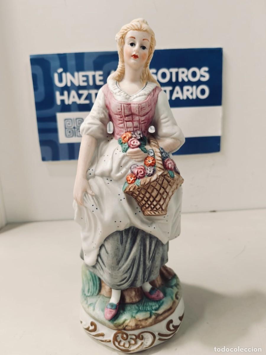 Vintage: Figura de porcelana de San Mart&iacute;n (Argentina)