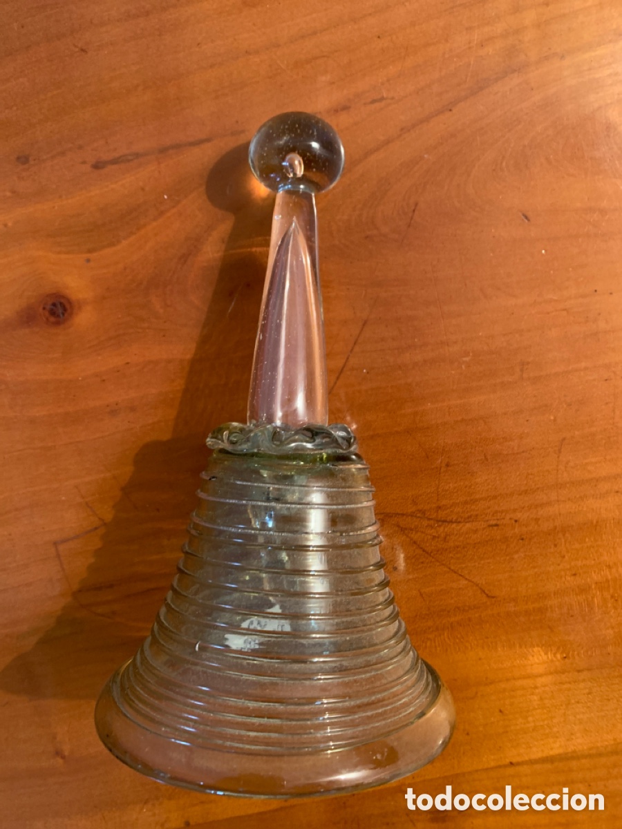 Vintage: Campana en vidrio manufacturado de Murano