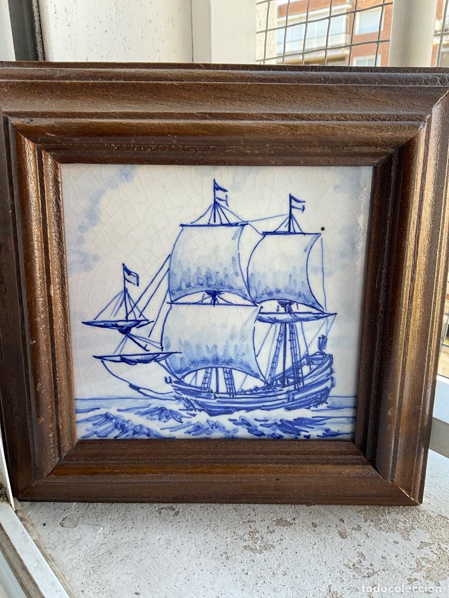 Vintage: Cer&aacute;mica con velero con marco de madera