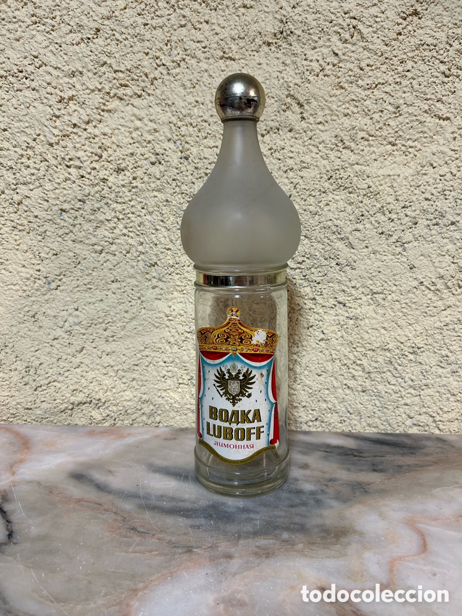 Vintage: Botella decorativa vac&iacute;a de vodka Lubov destiler&iacute;a Argenti