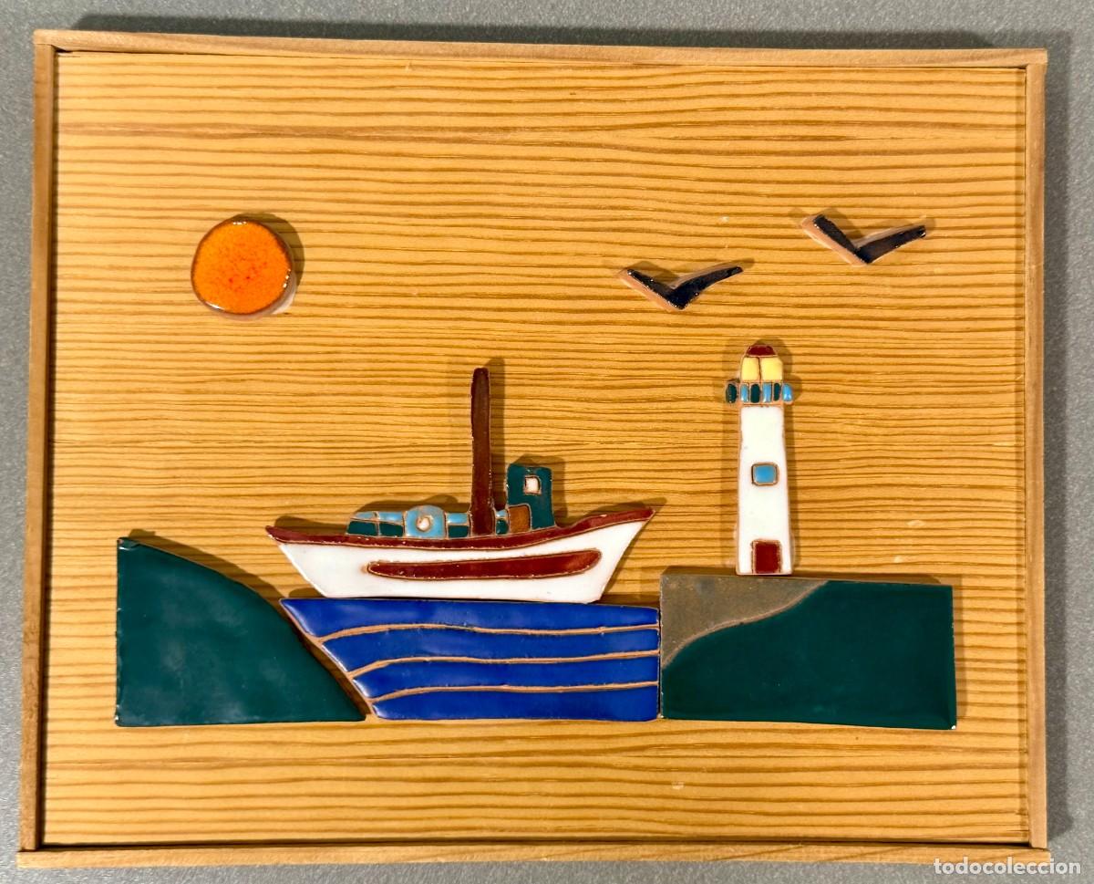 Vintage: CUADRO VINTAGE CERAMICA ESMALTADA SOBRE MADERA - BARCO CON FARO