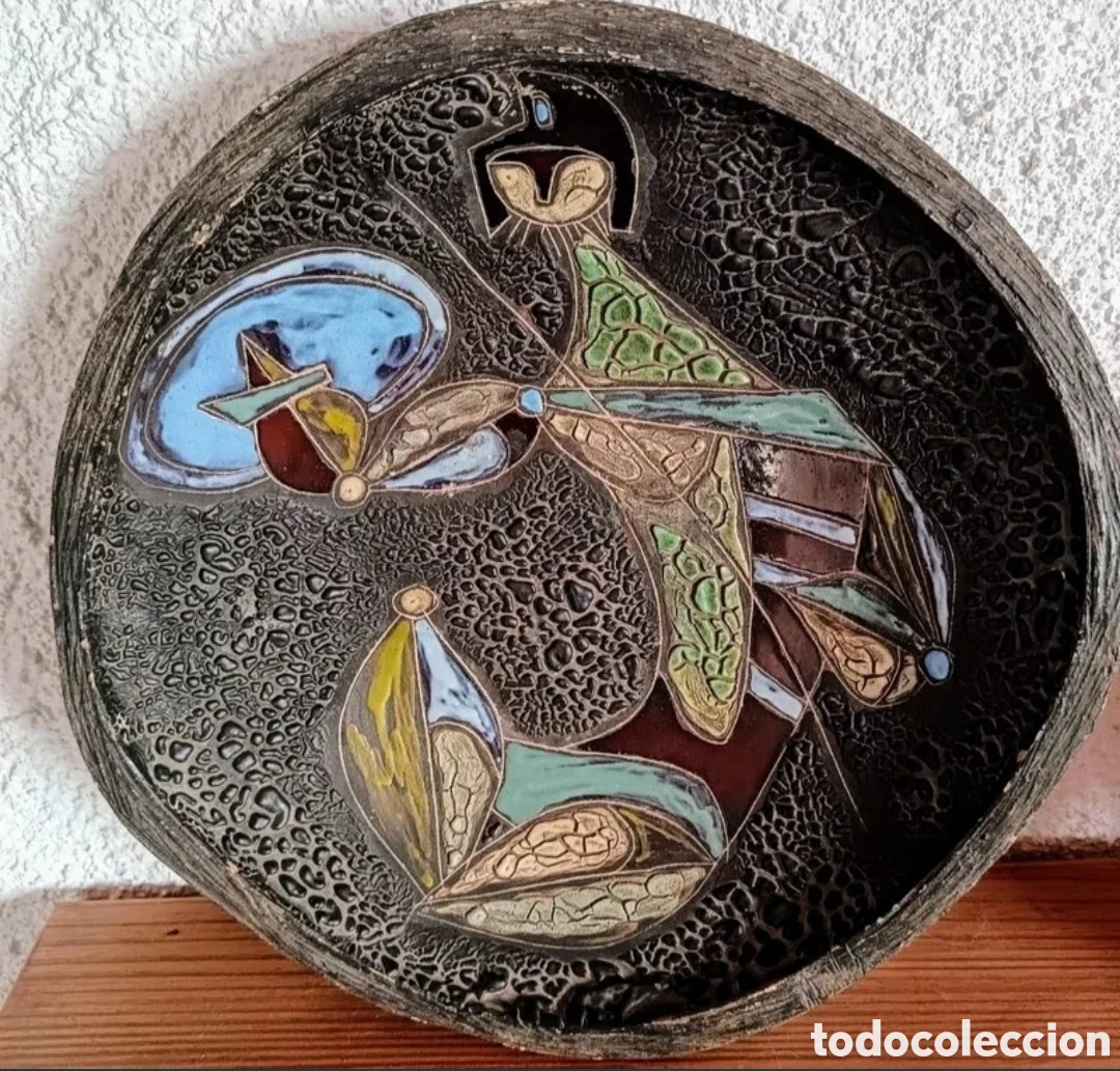 Vintage: Plato de terracota vidriada firmado por el ceramista Manuel Benlloch