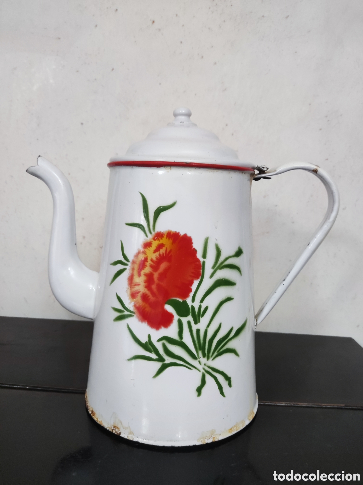 Vintage: Antigua Cafetera / Tetera de Hierro Esmaltado (Porcelana) con Flor &ndash; Vintage, A&ntilde;os 60/70 - 27x26 cm