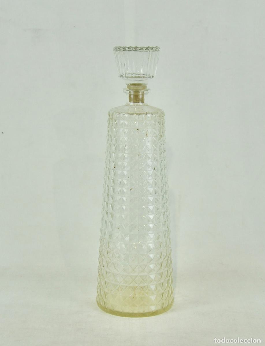Vintage: Licorera cristal tallado formando rombos