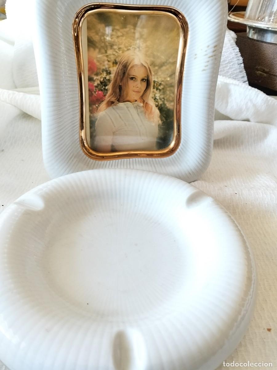 Vintage: MARCO DE FOTOS Y CENICERO VINTAGE PORCELANA BLANCA