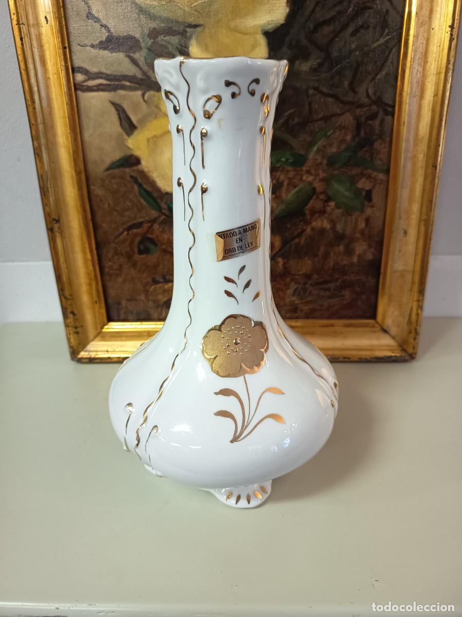 Vintage: Florero porcelana Flor Oro