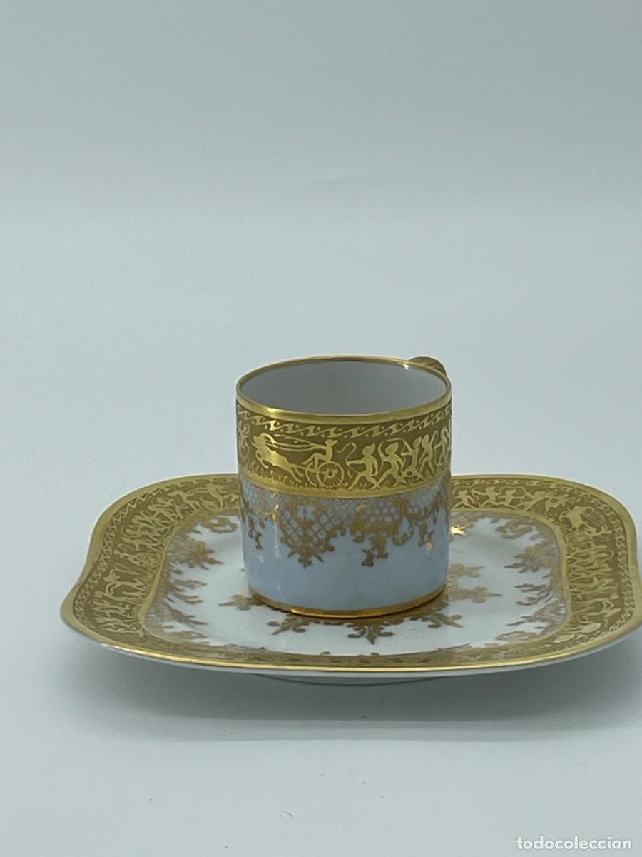 Vintage: Taza y Platillo de Porcelana Dorada.D.W. Porzellan Karlsbad &ldquo;Incrustation Oro 24 quilates&rdquo;
