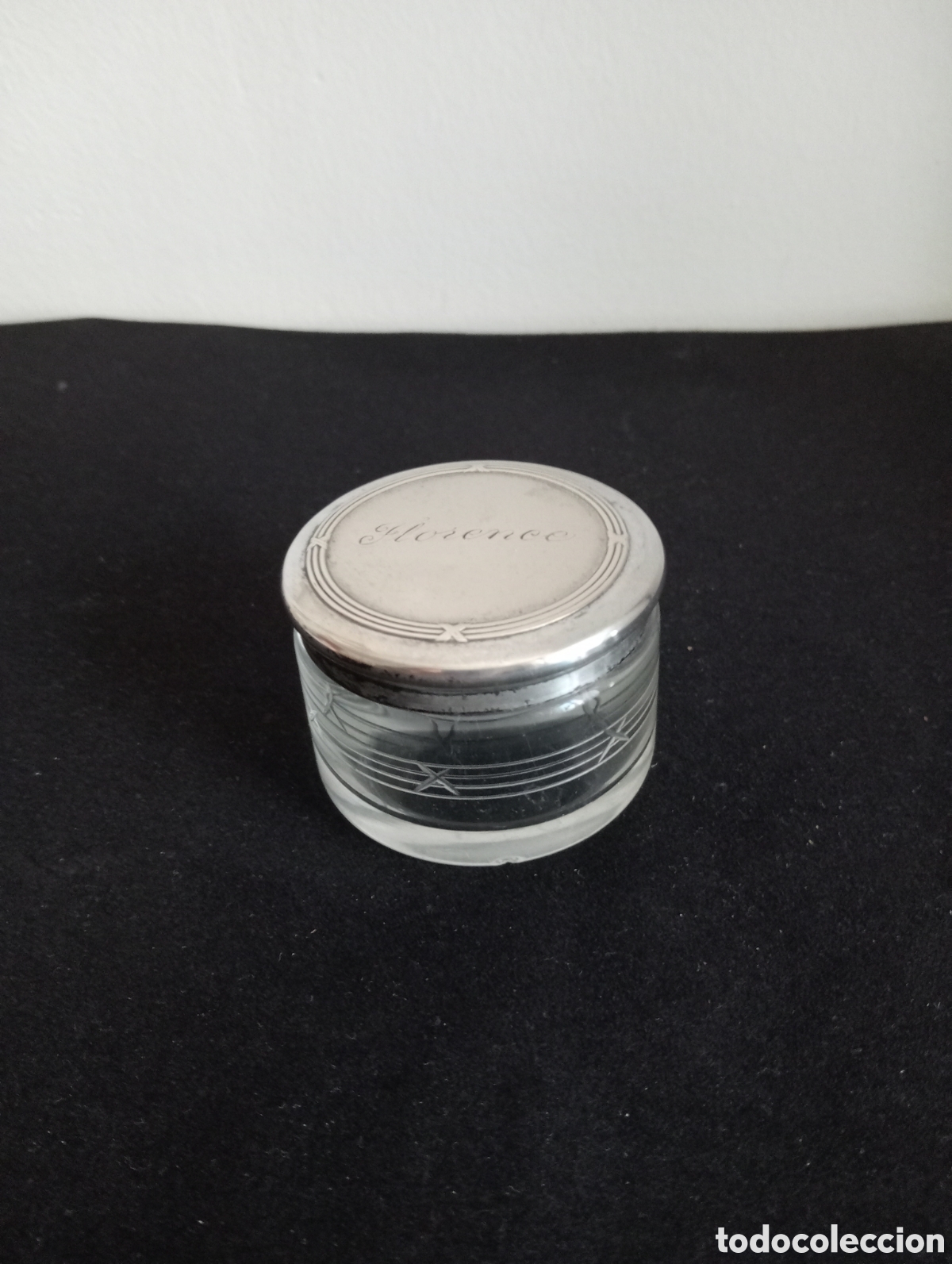 Vintage: Tarro de tocador de cristal y alpaca