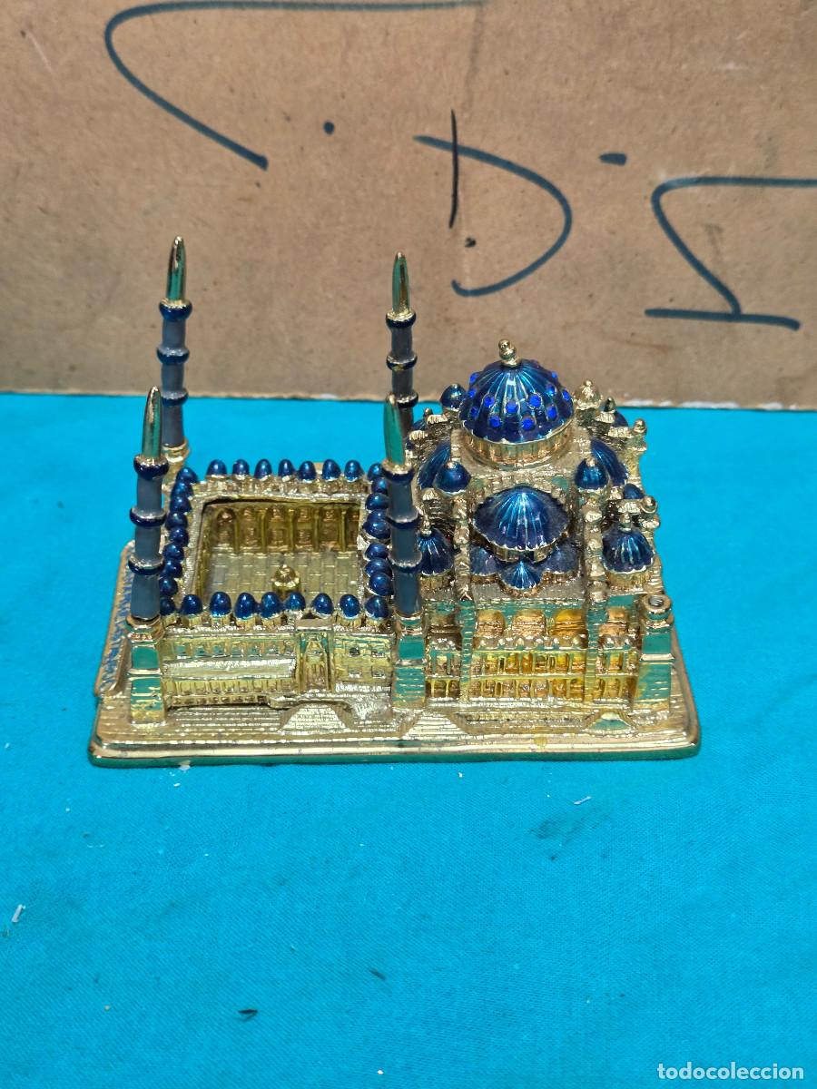 Vintage: caja de metal mesquita