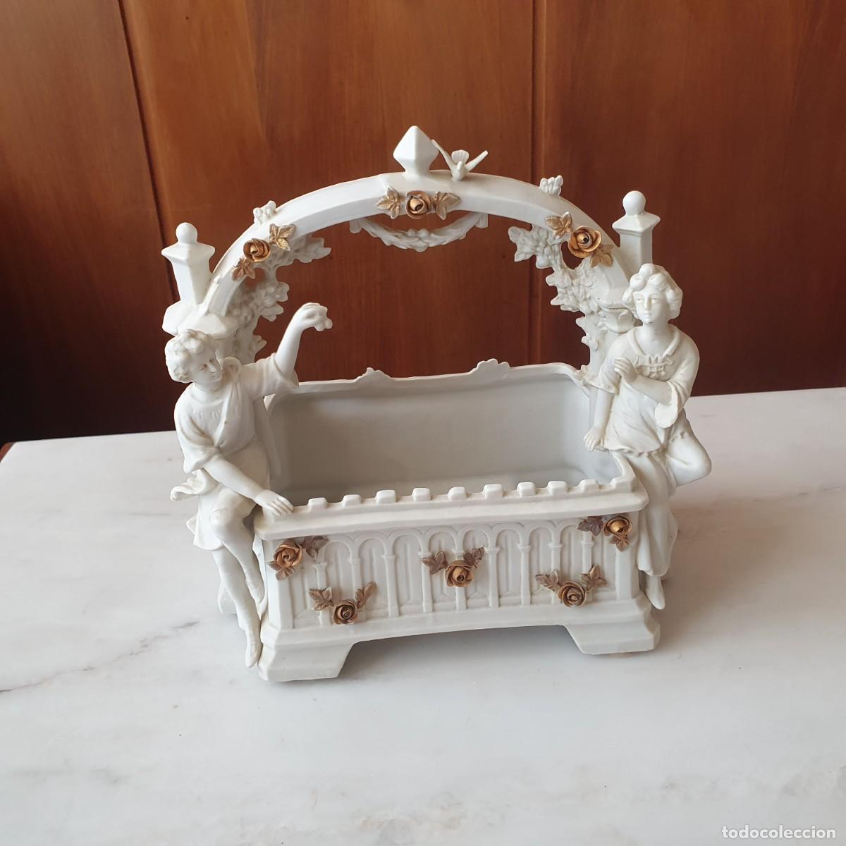 Vintage: Antigua Jardinera/Centro de Mesa de Porcelana Biscuit Estilo Capodimonte - &Iacute;NTEGRA - Primera Mitad