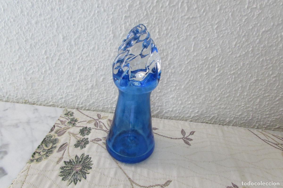 Vintage: RARO PISAPAPELES CRISTAL AZUL Y BLANCO FIRMA EN BASE