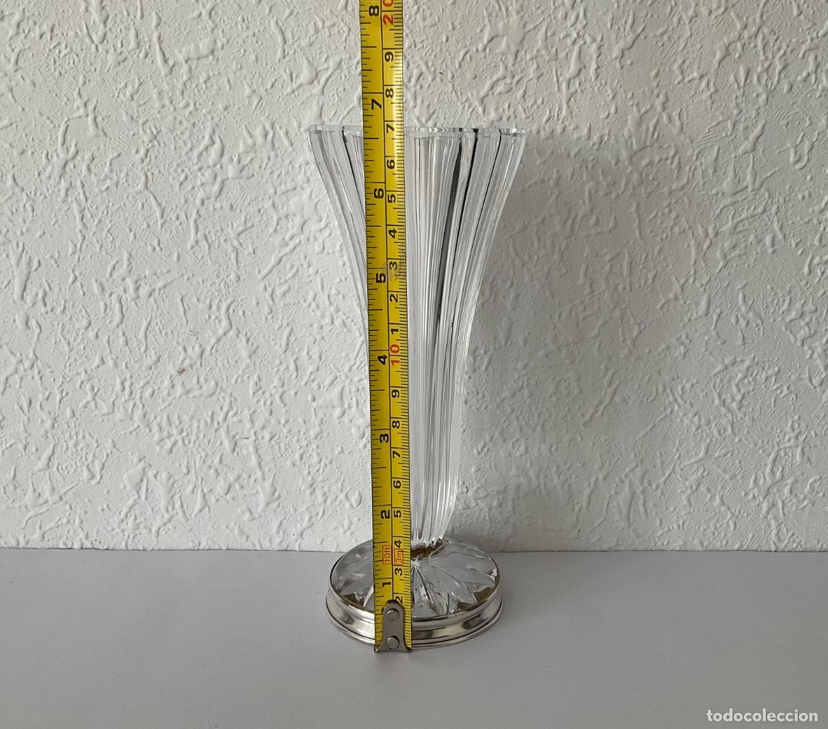 Vintage: Jarr&oacute;n vintage de cristal con base de metal de alta calidad