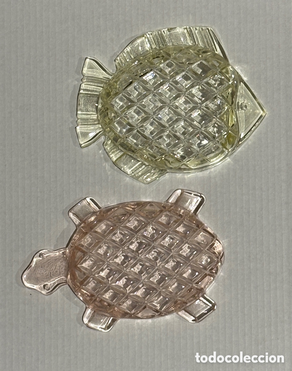 Vintage: (L775) Pareja Ceniceros/Vaciabolsillos Vintage - Tortuga Rosa y Pez Amarillo