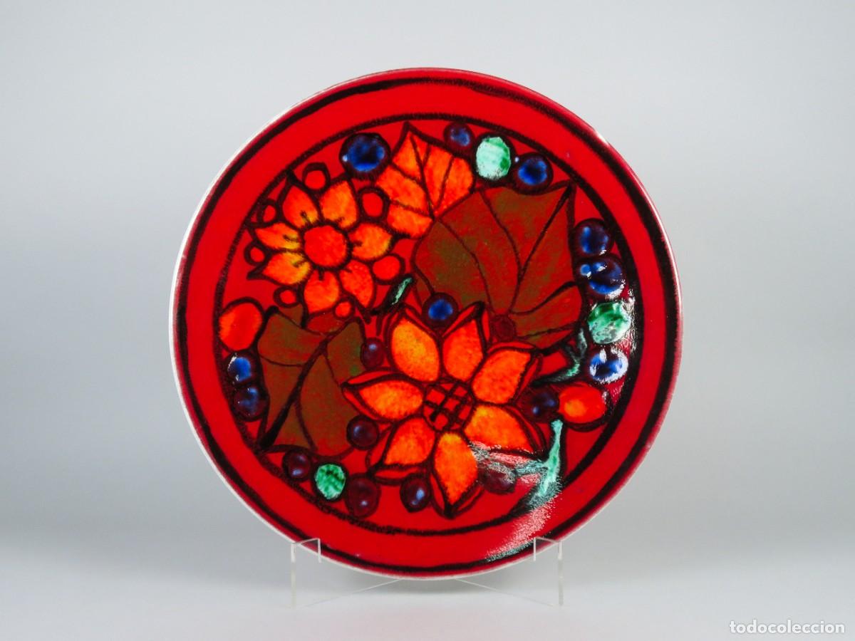 Vintage: Plato decorativo de cer&aacute;mica esmaltada Poole Pottery serie Delphis dise&ntilde;o de Judy Evans hacia 1970