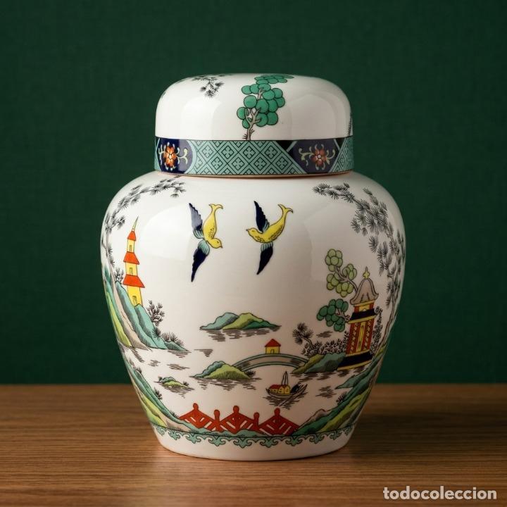 Vintage: Tarro Coalport Bone China &rdquo;Chinese Willow&rdquo;. Made in England